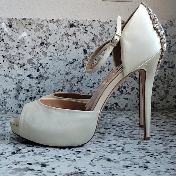 Badgley Mischka Bridal heels - Picture 6 of 12